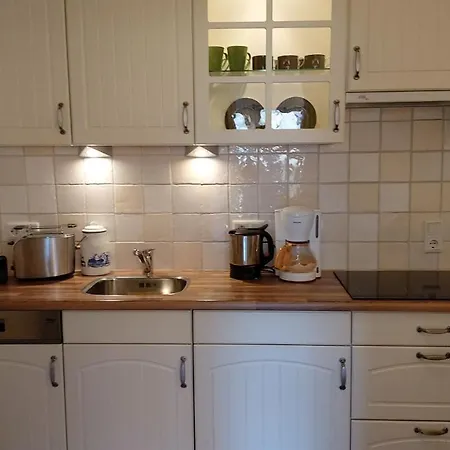 Wilmes Apartment *